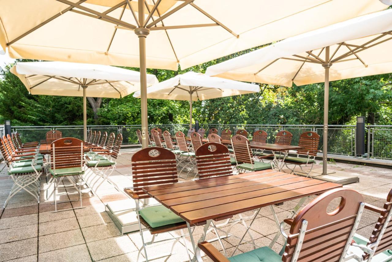 Dreibrunnen Gaestehaus Im Luisenpark Erfurt Exterior foto
